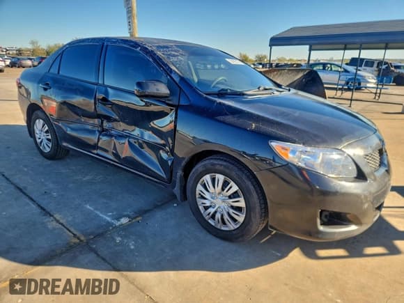 ✅ 2010 Toyota Corolla LE • VIN: 1NXBU4EE4AZ306035 • Lot: 94192175. Wystawiony na Copart z przebiegiem 229 242 mil. Bezpłatny archiwum sprzedaży aukcyjnych z USA i szczegółowy raport historii pojazdu na DreamBid. Zdjęcie 4.