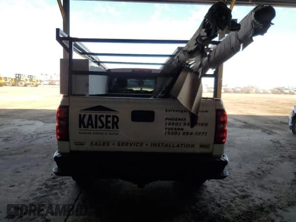 ✅ 2019 Chevrolet Silverado 1500 Work Truck • VIN: 2GCRCNEC4K1199348 • Lot: 86097445. Wystawiony na Copart z przebiegiem Nie podano. Bezpłatny archiwum sprzedaży aukcyjnych z USA i szczegółowy raport historii pojazdu na DreamBid. Zdjęcie 6.