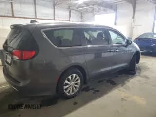 ✅ 2018 Chrysler Pacifica Touring Plus • VIN: 2C4RC1FG8JR279374 • Lot: 85393125. Wystawiony na Copart z przebiegiem 148 120 mil. Bezpłatny archiwum sprzedaży aukcyjnych z USA i szczegółowy raport historii pojazdu na DreamBid. Zdjęcie 3.
