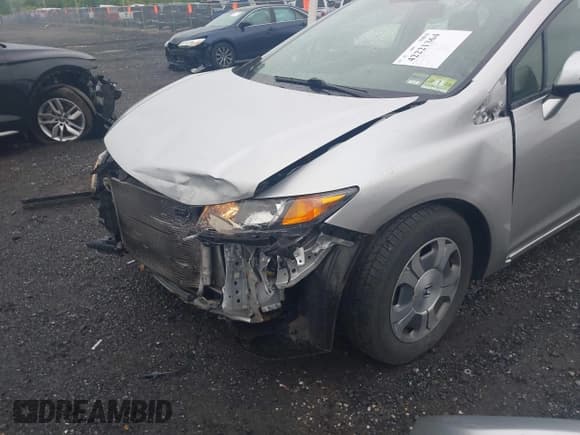 ✅ 2012 Honda Civic • VIN: JHMFB4F3XCS007123 • Lot: 42221364. Listed on IAAI with 141,850 mi. Free auction sales archive from the USA and detailed vehicle history report at DreamBid. Image 6.