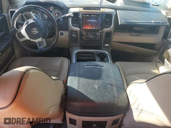 ✅ 2018 Ram 2500 Limited • VIN: 3C6UR5GL8JG334320 • Lot: 49382695. Listed on Copart with 191,911 mi. Free auction sales archive from the USA and detailed vehicle history report at DreamBid. Image 8.