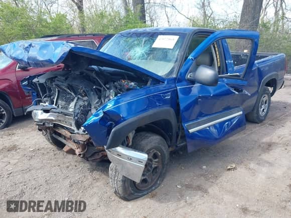 2003 Chevrolet Silverado 1500 LS с VIN 1GCEC14XX3Z279418, выставлен на аукционе IAAI как лот 42022868 с пробегом Не указан миль и . История ставок и продаж доступна на DreamBid. Изображение 2.