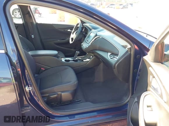 ✅ 2017 Chevrolet Malibu LS • VIN: 1G1ZB5ST6HF165297 • Lot: 43293408. Listed on IAAI with 144,427 mi. Free auction sales archive from the USA and detailed vehicle history report at DreamBid. Image 5.