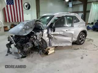 2021 Hyundai Venue SEL z VIN KMHRC8A30MU076348, wystawiony jako Copart lot #67047794 z przebiegiem Nie podano mil oraz Nie do naprawy • Non repairable. Historia ofert i sprzedaży dostępna na DreamBid. Obrazek 1.