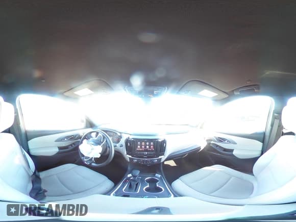 ✅ 2023 Chevrolet Traverse LS • VIN: 1GNERFKW1PJ144698 • Lot: 82532785. Wystawiony na Copart z przebiegiem 20 493 mil. Bezpłatny archiwum sprzedaży aukcyjnych z USA i szczegółowy raport historii pojazdu na DreamBid. Zdjęcie 15.