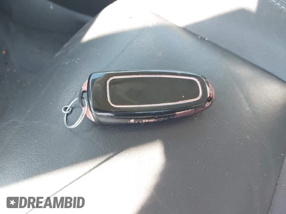 ✅ 2013 Ford C-Max SEL • VIN: 1FADP5CU9DL513430 • Lot: 42844659. Wystawiony na IAAI z przebiegiem 195 950 mil. Bezpłatny archiwum sprzedaży aukcyjnych z USA i szczegółowy raport historii pojazdu na DreamBid. Zdjęcie 11.