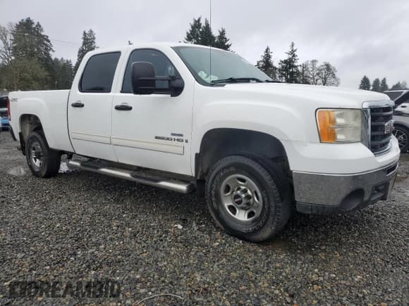 ✅ 2008 GMC Sierra 2500HD SLE1 • VIN: 1GTHK23678F133792 • Lot: 92861585. Listed on Copart with 120,038 mi. Free auction sales archive from the USA and detailed vehicle history report at DreamBid. Image 4.