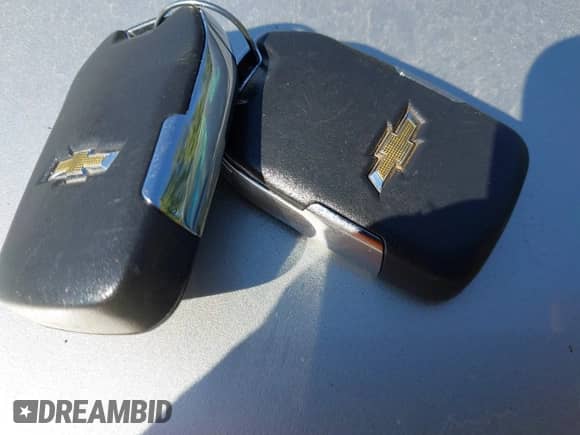 2021 Chevrolet Silverado 1500 LT z VIN 1GCUYDED7MZ254660, wystawiony jako IAAI lot #43341824 z przebiegiem 48 470 mil mil oraz . Historia ofert i sprzedaży dostępna na DreamBid. Obrazek 11.