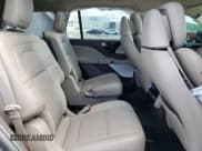 ✅ 2021 Lincoln Aviator Grand Touring • VIN: 5LMYJ8XY6MNL01108 • Lot: 63225555. Wystawiony na Copart z przebiegiem 40 974 mil. Bezpłatny archiwum sprzedaży aukcyjnych z USA i szczegółowy raport historii pojazdu na DreamBid. Zdjęcie 11.