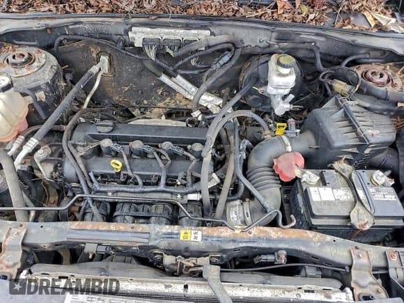 ✅ 2011 Ford Escape XLS • VIN: 1FMCU0C71BKB21388 • Лот: 95890375. Опубликован ранее на Copart с пробегом Не указан. Бесплатный доступ к архиву аукционных продаж из США и подробный отчёт об истории автомобиля на DreamBid. Изображение 12.