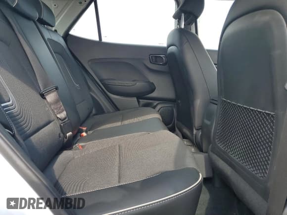 ✅ 2023 Hyundai Venue Limited • VIN: KMHRC8A39PU274415 • Лот: 69607025. Опубликован ранее на Copart с пробегом 10 649 миль. Бесплатный доступ к архиву аукционных продаж из США и подробный отчёт об истории автомобиля на DreamBid. Изображение 11.