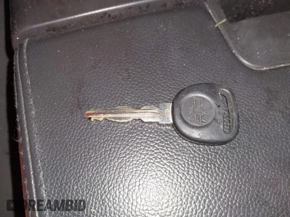 ✅ 2009 Chevrolet Silverado 2500HD LT • VIN: 1GCHK53K29F134512 • Лот: 41777515. Опубликован ранее на IAAI с пробегом 246 623 миль. Бесплатный доступ к архиву аукционных продаж из США и подробный отчёт об истории автомобиля на DreamBid. Изображение 11.