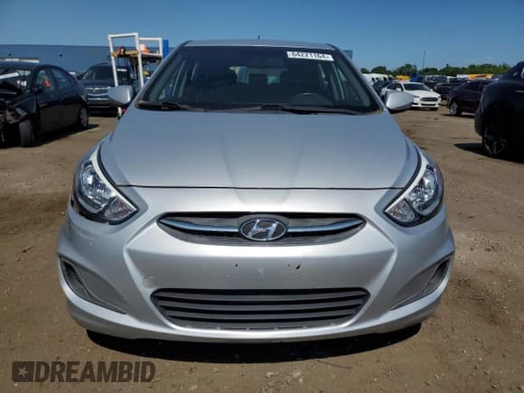 ✅ 2017 Hyundai Accent SE • VIN: KMHCT5AE4HU309028 • Лот: 64221164. Опубликован ранее на Copart с пробегом 93 983 миль. Бесплатный доступ к архиву аукционных продаж из США и подробный отчёт об истории автомобиля на DreamBid. Изображение 5.