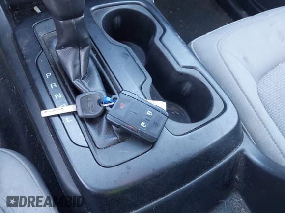 ✅ 2020 Chevrolet Colorado 2WD Work Truck • VIN: 1GCGSBEA7L1186415 • Lot: 43201106. Listed on IAAI with 131,939 mi. Free auction sales archive from the USA and detailed vehicle history report at DreamBid. Image 11.