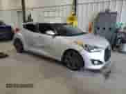 2014 Hyundai Veloster Turbo z VIN KMHTC6AE2EU208474, wystawiony jako Copart lot #65442584 z przebiegiem 57 596 mil mil oraz Szkoda całkowita • Salvage title. Historia ofert i sprzedaży dostępna na DreamBid. Obrazek 4.