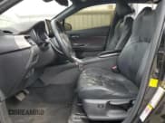 ✅ 2019 Toyota C-HR LE • VIN: JTNKHMBX4K1019792 • Лот: 92681875. Опубликован ранее на Copart с пробегом 124 819 миль. Бесплатный доступ к архиву аукционных продаж из США и подробный отчёт об истории автомобиля на DreamBid. Изображение 7.