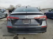 ✅ 2023 Honda Civic Sport • VIN: 2HGFE2F56PH512881 • Lot: 93483175. Wystawiony na Copart z przebiegiem 32 178 mil. Bezpłatny archiwum sprzedaży aukcyjnych z USA i szczegółowy raport historii pojazdu na DreamBid. Zdjęcie 6.