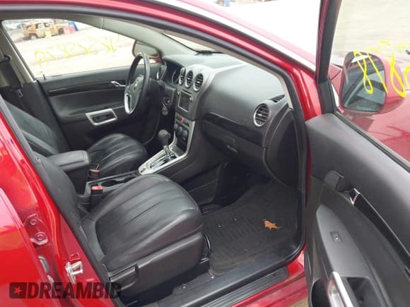 ✅ 2014 Chevrolet Captiva Sport LT • VIN: 3GNAL3EK7ES596688 • Lot: 42525878. Wystawiony na IAAI z przebiegiem 101 841 mil. Bezpłatny archiwum sprzedaży aukcyjnych z USA i szczegółowy raport historii pojazdu na DreamBid. Zdjęcie 5.