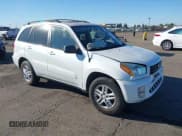 ✅ 2002 Toyota RAV4 • VIN: JTEGH20V120061077 • Lot: 43401705. Wystawiony na IAAI z przebiegiem 169 548 mil. Bezpłatny archiwum sprzedaży aukcyjnych z USA i szczegółowy raport historii pojazdu na DreamBid. Zdjęcie 1.