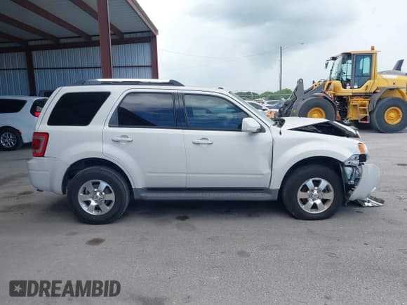 ✅ 2012 Ford Escape Limited • VIN: 1FMCU0E78CKC37072 • Lot: 42640774. Wystawiony na IAAI z przebiegiem 139 816 mil. Bezpłatny archiwum sprzedaży aukcyjnych z USA i szczegółowy raport historii pojazdu na DreamBid. Zdjęcie 13.