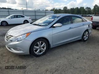 ✅ 2013 Hyundai Sonata SE • VIN: 5NPEC4AC4DH528873 • Lot: 71918424. Listed on Copart with 110,978 mi. Free auction sales archive from the USA and detailed vehicle history report at DreamBid. Image 1.