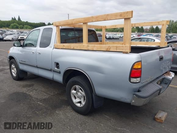 ✅ 2000 Toyota Tundra SR5 • VIN: 5TBRT3414YS103930 • Lot: 42893233. Listed on IAAI with 382,905 mi. Free auction sales archive from the USA and detailed vehicle history report at DreamBid. Image 3.