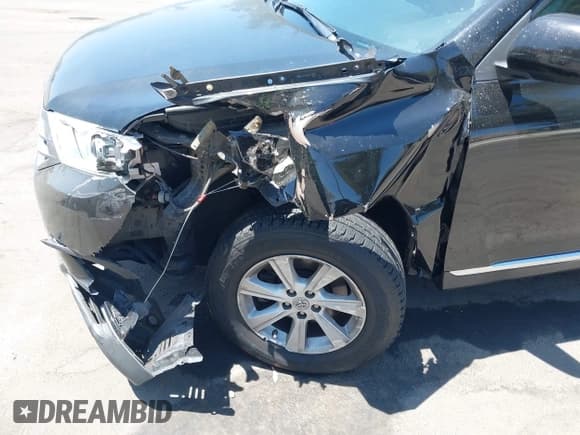 ✅ 2013 Toyota Highlander • VIN: 5TDZA3EHXDS031814 • Lot: 42653046. Wystawiony na IAAI z przebiegiem 155 433 mil. Bezpłatny archiwum sprzedaży aukcyjnych z USA i szczegółowy raport historii pojazdu na DreamBid. Zdjęcie 6.