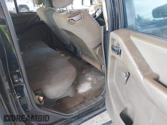 ✅ 2014 Nissan Frontier Pro-4X • VIN: 1N6AD0EV7EN755716 • Lot: 43781414. Wystawiony na IAAI z przebiegiem 89 661 mil. Bezpłatny archiwum sprzedaży aukcyjnych z USA i szczegółowy raport historii pojazdu na DreamBid. Zdjęcie 8.