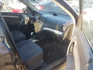 ✅ 2010 Chevrolet Aveo 1LT • VIN: KL1TD5DE3AB106265 • Лот: 42963899. Опубликован ранее на IAAI с пробегом 99 454 миль. Бесплатный доступ к архиву аукционных продаж из США и подробный отчёт об истории автомобиля на DreamBid. Изображение 5.