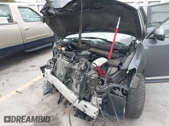 ✅ 2014 Nissan Pathfinder SL • VIN: 5N1AR2MN1EC687888 • Lot: 43648966. Listed on IAAI with 198,962 mi. Free auction sales archive from the USA and detailed vehicle history report at DreamBid. Image 6.