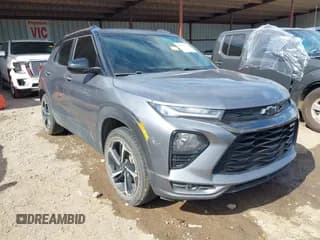 ✅ 2021 Chevrolet TrailBlazer RS • VIN: KL79MTSL3MB017659 • Лот: 43470309. Опубликован ранее на IAAI с пробегом 102 708 миль. Бесплатный доступ к архиву аукционных продаж из США и подробный отчёт об истории автомобиля на DreamBid. Изображение 1.