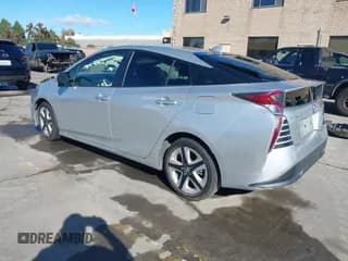 ✅ 2017 Toyota Prius Three • VIN: JTDKARFU8H3031852 • Лот: 43720495. Опубликован ранее на IAAI с пробегом 56 273 миль. Бесплатный доступ к архиву аукционных продаж из США и подробный отчёт об истории автомобиля на DreamBid. Изображение 3.
