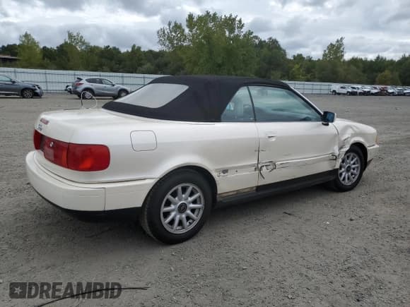 ✅ 1996 Audi Cabriolet • VIN: WAUAA88G1TA003857 • Лот: 80161455. Опубликован ранее на Copart с пробегом 91 236 миль. Бесплатный доступ к архиву аукционных продаж из США и подробный отчёт об истории автомобиля на DreamBid. Изображение 3.