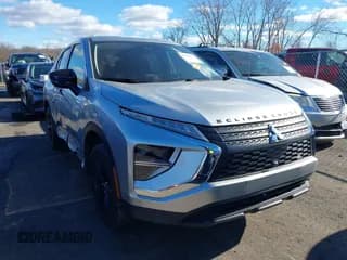 ✅ 2022 Mitsubishi Eclipse Cross LE • VIN: JA4ATVAA1NZ054677 • Лот: 43704732. Опубликован ранее на IAAI с пробегом 57 848 миль. Бесплатный доступ к архиву аукционных продаж из США и подробный отчёт об истории автомобиля на DreamBid. Изображение 1.