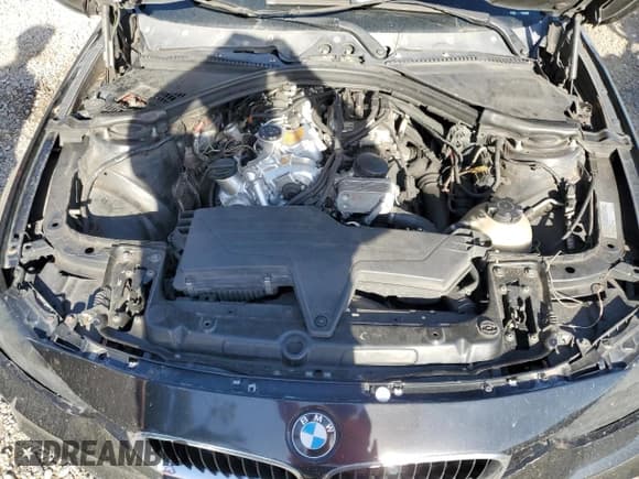 ✅ 2013 BMW 3 Series 328i • VIN: WBA3A5G56DNP19462 • Лот: 82295615. Опубликован ранее на Copart с пробегом 222 279 миль. Бесплатный доступ к архиву аукционных продаж из США и подробный отчёт об истории автомобиля на DreamBid. Изображение 11.