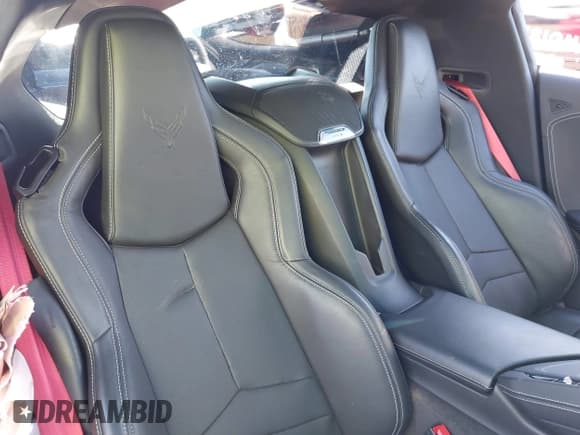 ✅ 2023 Chevrolet Corvette 1LT • VIN: 1G1YA2D43P5139909 • Lot: 43448082. Listed on IAAI with 23,487 mi. Free auction sales archive from the USA and detailed vehicle history report at DreamBid. Image 8.