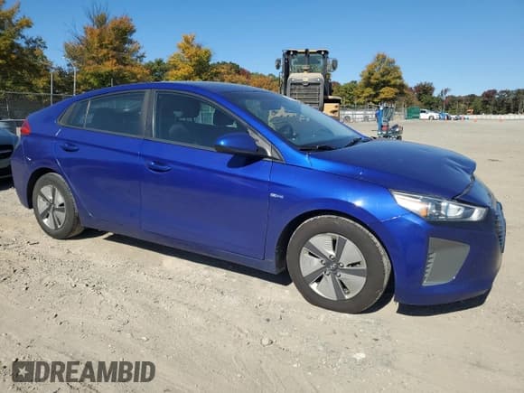 ✅ 2019 Hyundai Ioniq Blue • VIN: KMHC65LC7KU165906 • Lot: 76590314. Wystawiony na Copart z przebiegiem 207 165 mil. Bezpłatny archiwum sprzedaży aukcyjnych z USA i szczegółowy raport historii pojazdu na DreamBid. Zdjęcie 4.