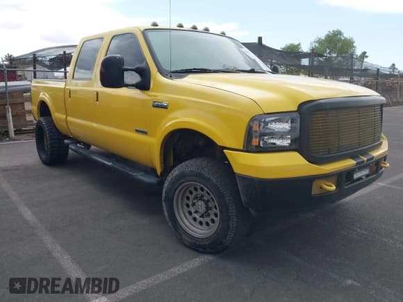 ✅ 2006 Ford F-250 XL • VIN: 1FTSW21P06EA82466 • Lot: 42422454. Listed on IAAI with 286,062 mi. Free auction sales archive from the USA and detailed vehicle history report at DreamBid. Image 1.