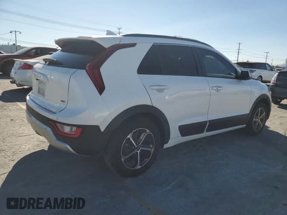 ✅ 2023 Kia Niro EX Touring • VIN: KNDCR3LE5P5087645 • Лот: 71741375. Опубликован ранее на Copart с пробегом 110 788 миль. Бесплатный доступ к архиву аукционных продаж из США и подробный отчёт об истории автомобиля на DreamBid. Изображение 3.