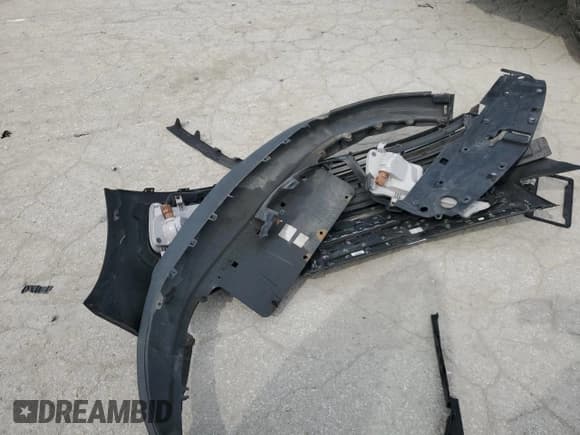 ✅ 2012 Chevrolet Volt • VIN: 1G1RD6E4XCU115107 • Lot: 71570704. Wystawiony na Copart z przebiegiem Nie podano. Bezpłatny archiwum sprzedaży aukcyjnych z USA i szczegółowy raport historii pojazdu na DreamBid. Zdjęcie 12.