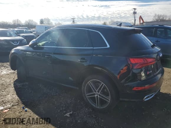 ✅ 2018 Audi SQ5 • VIN: WA1A4BFY0J2202371 • Lot: 86807664. Wystawiony na Copart z przebiegiem 54 944 mil. Bezpłatny archiwum sprzedaży aukcyjnych z USA i szczegółowy raport historii pojazdu na DreamBid. Zdjęcie 2.