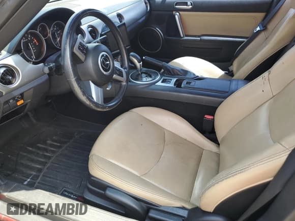 ✅ 2010 Mazda MX-5 Miata Grand Touring • VIN: JM1NC2FF6A0206882 • Lot: 56144225. Listed on Copart with 125,049 mi. Free auction sales archive from the USA and detailed vehicle history report at DreamBid. Image 7.