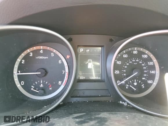 ✅ 2018 Hyundai Santa Fe 2.4L • VIN: 5NMZT3LB3JH070610 • Лот: 40257714. Опубликован ранее на Copart с пробегом 130 044 миль. Бесплатный доступ к архиву аукционных продаж из США и подробный отчёт об истории автомобиля на DreamBid. Изображение 9.