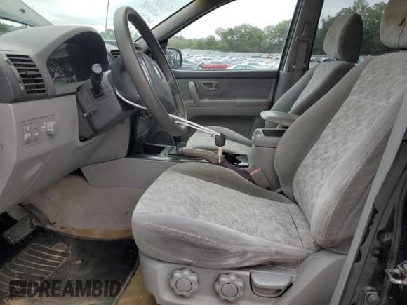 ✅ 2005 Kia Sorento LX • VIN: KNDJD733655367017 • Лот: 84797455. Опубликован ранее на Copart с пробегом 143 998 миль. Бесплатный доступ к архиву аукционных продаж из США и подробный отчёт об истории автомобиля на DreamBid. Изображение 7.