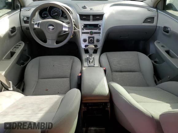 ✅ 2009 Chevrolet Malibu 1LS • VIN: 1G1ZG57B79F157261 • Lot: 76990794. Listed on Copart with 113,202 mi. Free auction sales archive from the USA and detailed vehicle history report at DreamBid. Image 8.