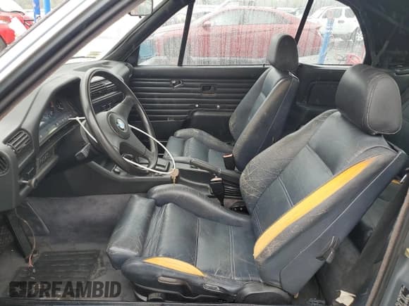 ✅ 1988 BMW 3 Series • VIN: WBABB2307J8861251 • Lot: 72175254. Listed on Copart with 168,465 mi. Free auction sales archive from the USA and detailed vehicle history report at DreamBid. Image 7.