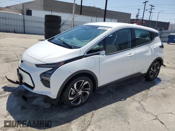 ✅ 2023 Chevrolet Bolt EV 2LT • VIN: 1G1FX6S09P4185747 • Lot: 61297454. Wystawiony na Copart z przebiegiem 20 760 mil. Bezpłatny archiwum sprzedaży aukcyjnych z USA i szczegółowy raport historii pojazdu na DreamBid. Zdjęcie 1.