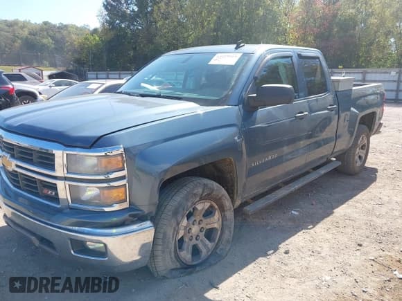 ✅ 2014 Chevrolet Silverado 1500 LT • VIN: 1GCVKREH2EZ354527 • Lot: 43419919. Listed on IAAI with 203,023 mi. Free auction sales archive from the USA and detailed vehicle history report at DreamBid. Image 17.