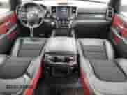 2020 Ram 1500 Rebel z VIN 1C6RRELT2LN303523, wystawiony jako Copart lot #54753485 z przebiegiem 90 533 mil mil oraz Szkoda całkowita • Salvage title. Historia ofert i sprzedaży dostępna na DreamBid. Obrazek 8.