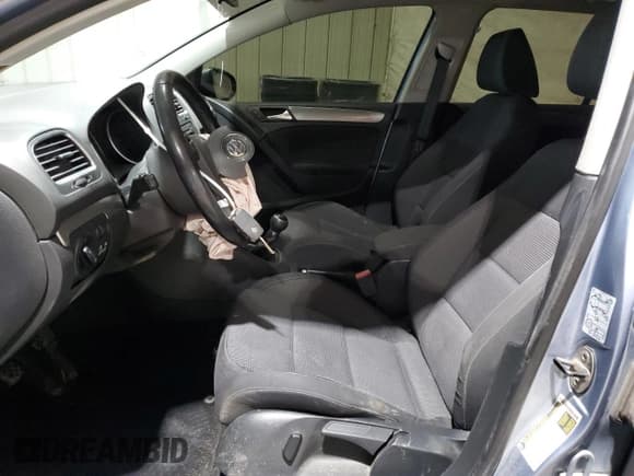 ✅ 2011 Volkswagen Golf TDI • VIN: WVWNM7AJ1BW039741 • Lot: 45960545. Wystawiony na Copart z przebiegiem 134 083 mil. Bezpłatny archiwum sprzedaży aukcyjnych z USA i szczegółowy raport historii pojazdu na DreamBid. Zdjęcie 7.